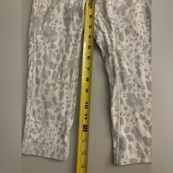 Lululemon Align High-Rise Pant Cheetah Camo Antique White Multi Size 0 - Picture 9 of 9